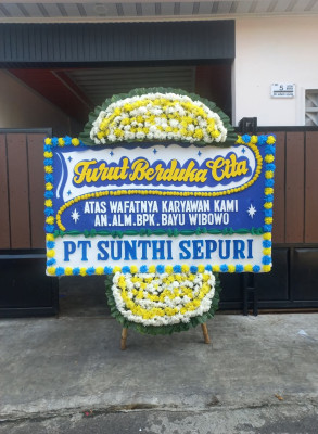 Papan Bunga Duka di Kesamben